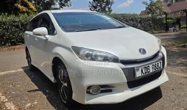 Toyota Wish 2014 White