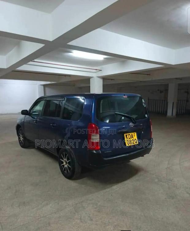 Toyota Probox 2014 Blue