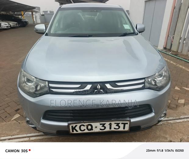 Mitsubishi Outlander 2013 Silver