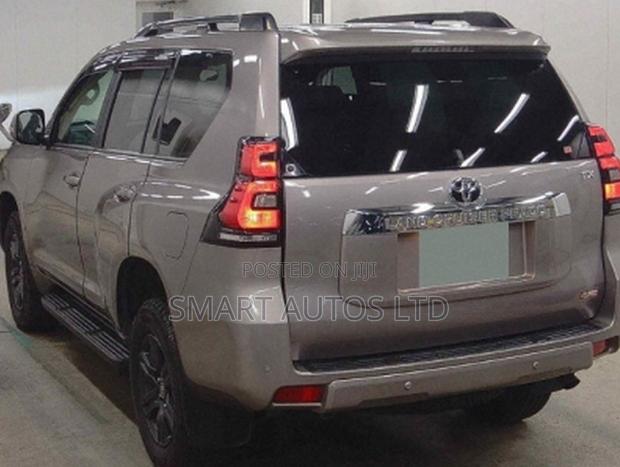 Toyota Land Cruiser Prado 2021 Brown