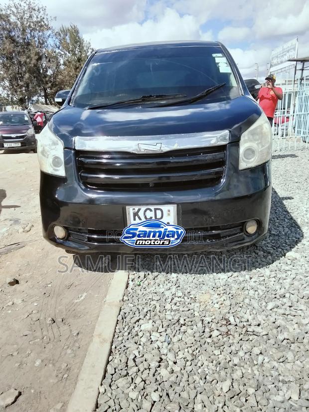 Toyota Noah 2008 Black