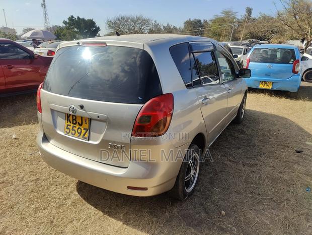 Toyota Corolla Spacio 2004 Beige