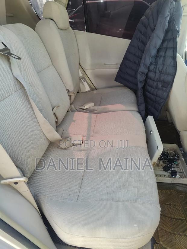 Toyota Corolla Spacio 2004 Beige