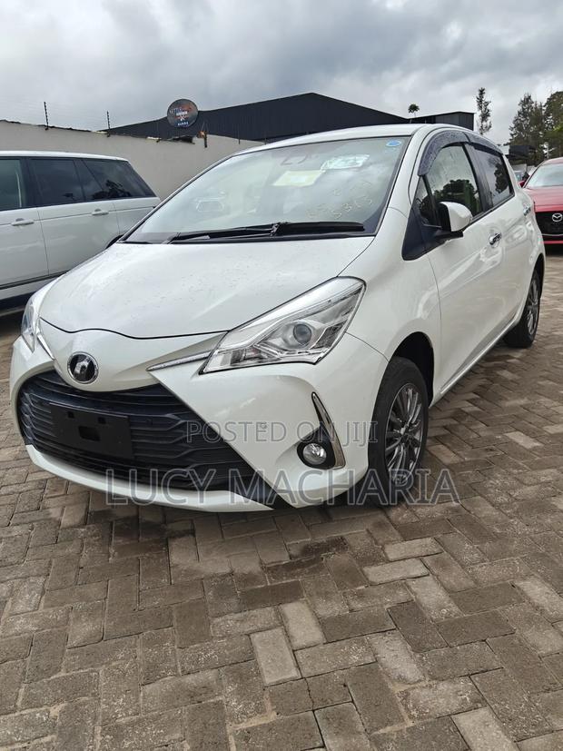Toyota Vitz 2019 Pearl