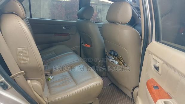 Toyota Fortuner 2.7 AWD 2014 Gold