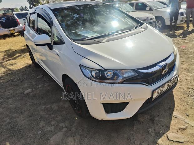 Honda Fit 2017 White