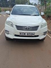 Toyota Vanguard 2010 White for sale