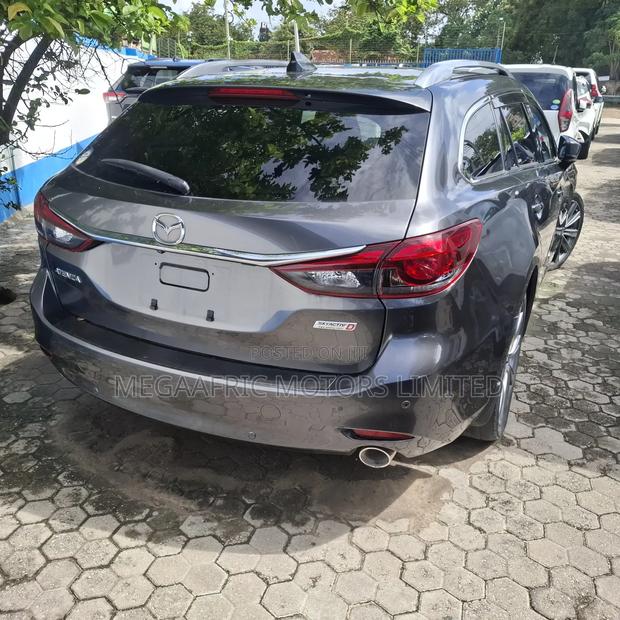 Mazda Atenza 2018 Gray