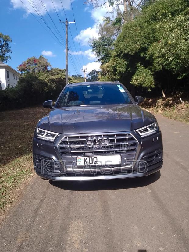 Audi Q5 2.0T Premium AWD quattro 2019 Gray