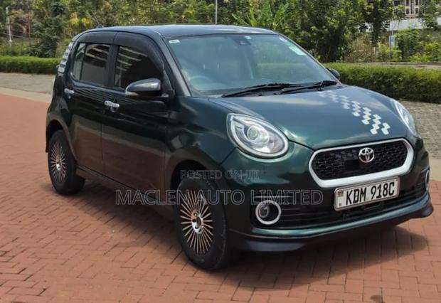 Toyota Passo 2017 Green