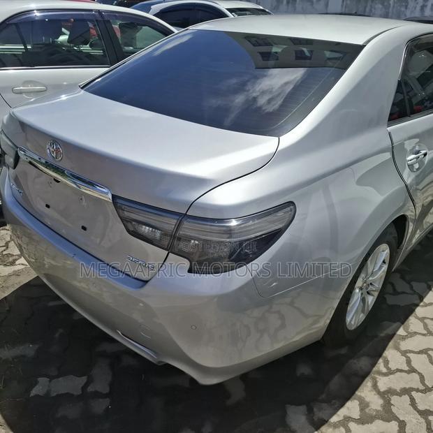 Toyota Mark X 2.5 RWD 2019 Silver