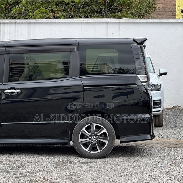 Toyota Voxy 2019 Black