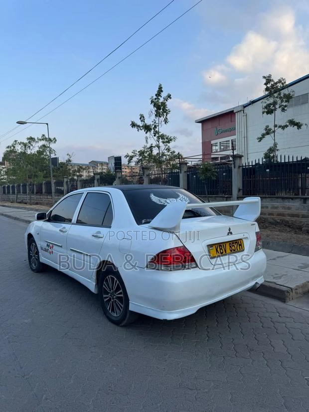 Mitsubishi Lancer 2006 White