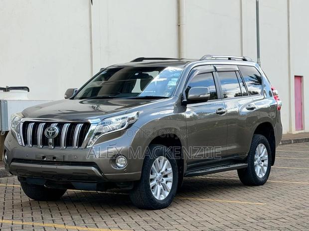 Toyota Land Cruiser Prado 2015 Gold