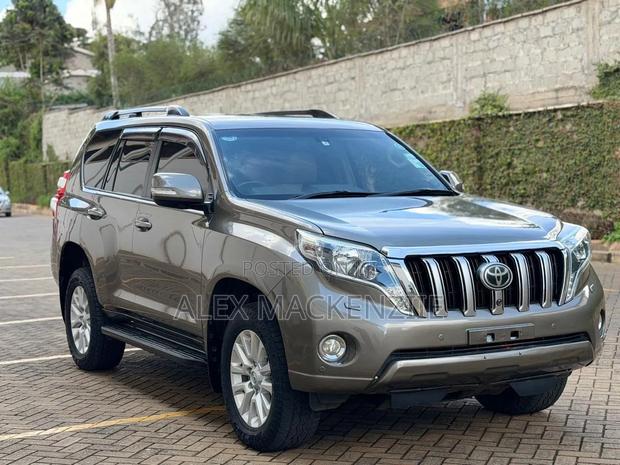 Toyota Land Cruiser Prado 2015 Gold