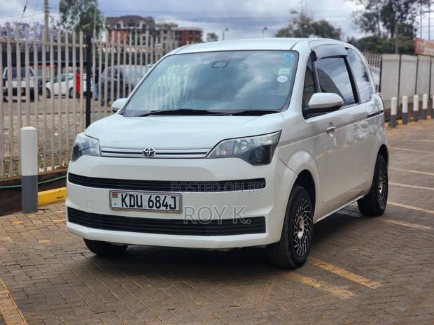 Toyota Spade 1.5 2019 White