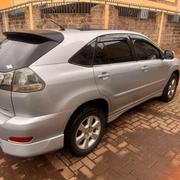 Toyota Harrier 2.4 2011 for sale