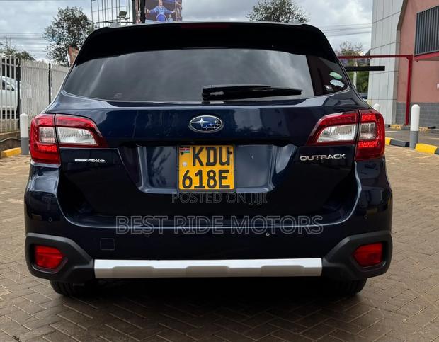 Subaru Outback 2018 Black