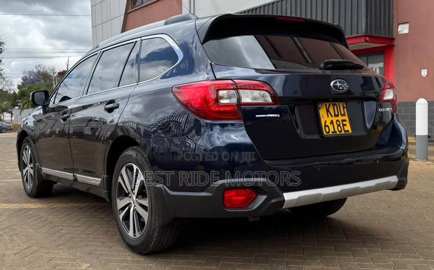 Subaru Outback 2018 Black