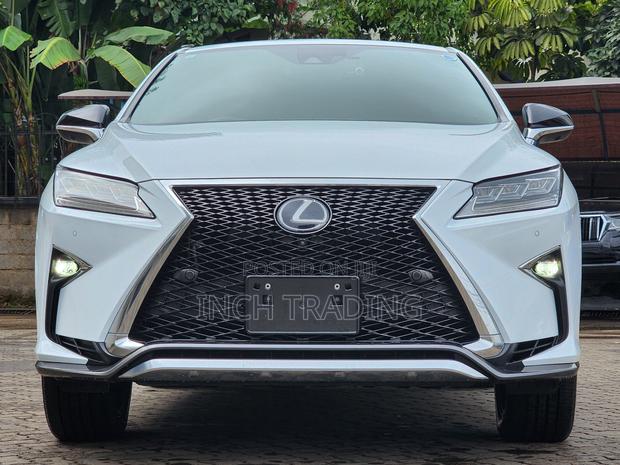 Lexus RX 300 4WD 2019 White