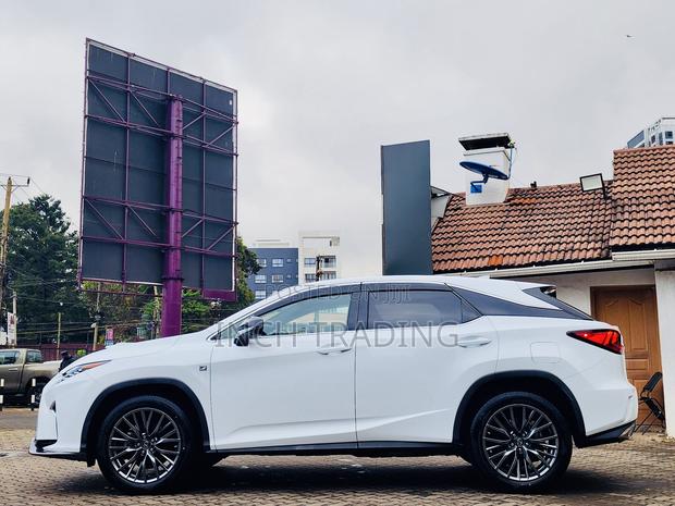 Lexus RX 300 4WD 2019 White