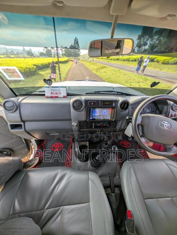 Toyota Land Cruiser 2016 White