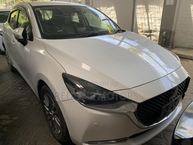 Mazda 2 2019 White