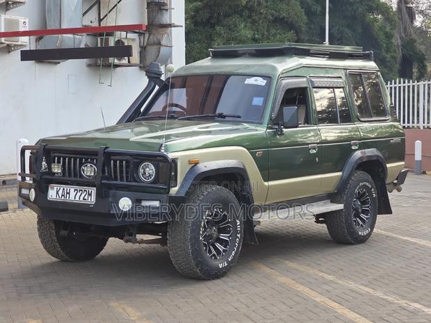 Toyota Land Cruiser 1999 Burgundy