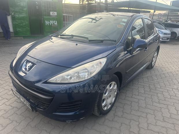 Peugeot 207 2012 Blue
