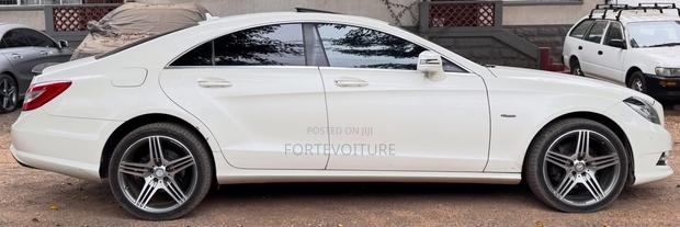Mercedes-Benz CLS 2012 White