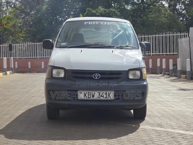 Toyota TownAce 2006 White