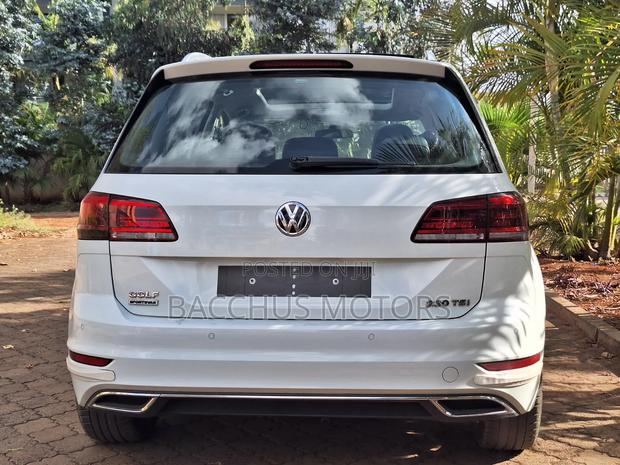 Volkswagen Golf 1.4T S FWD 2019 White