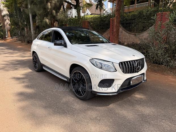 Mercedes-Benz GLE-Class GLE 350d 4MATIC 2017 White