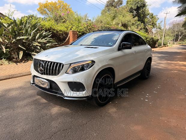 Mercedes-Benz GLE-Class GLE 350d 4MATIC 2017 White