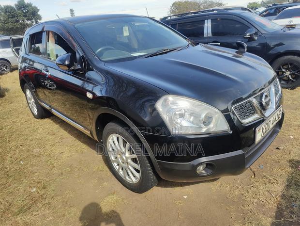 Nissan Dualis 2013 Black