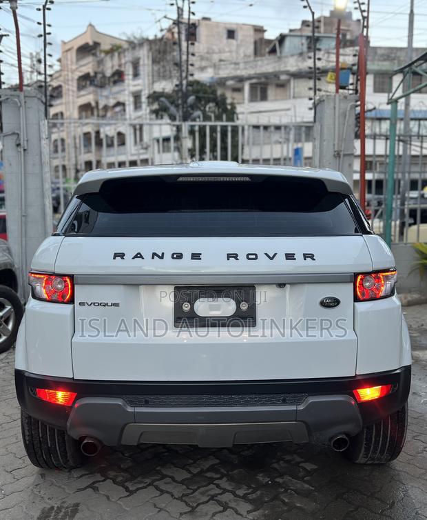 Land Rover Range Rover Evoque Dynamic 4dr SUV AWD (2.0L 4cyl Turbo 9A) White