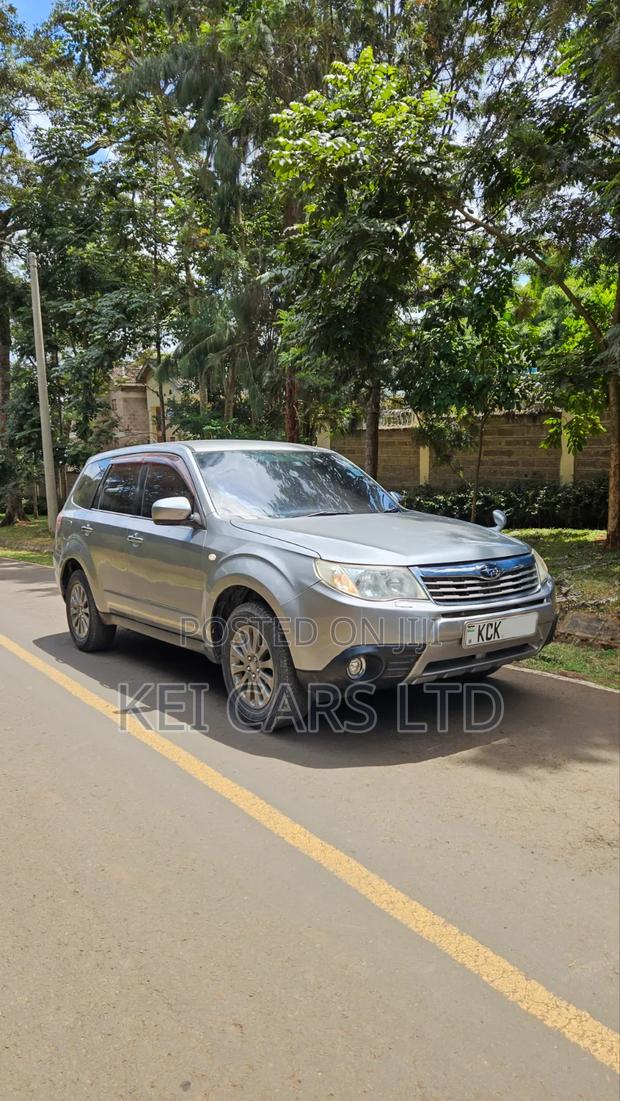 Subaru Forester 2009 Gray