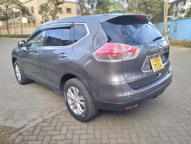 Nissan X-Trail 2016 Gray