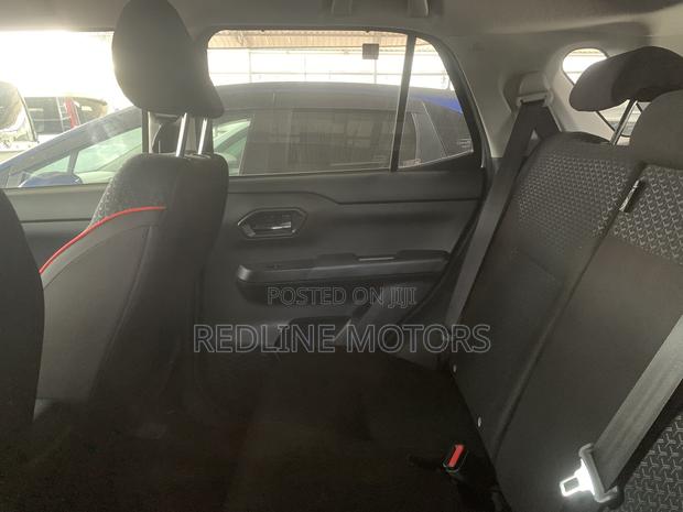 Daihatsu Rocky 2020 Silver