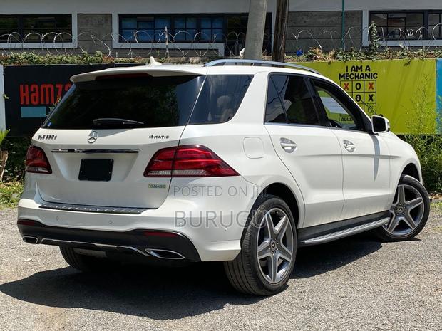 Mercedes-Benz GLE-Class 2017 White