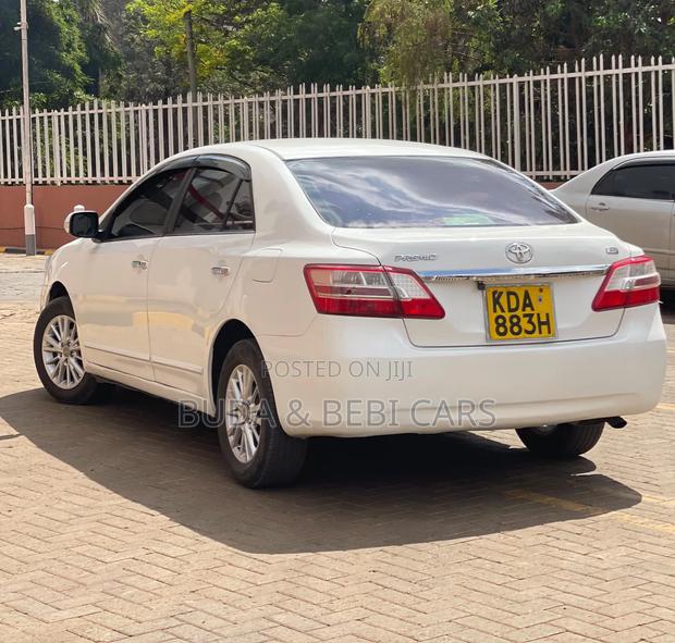 Toyota Premio 2014 White
