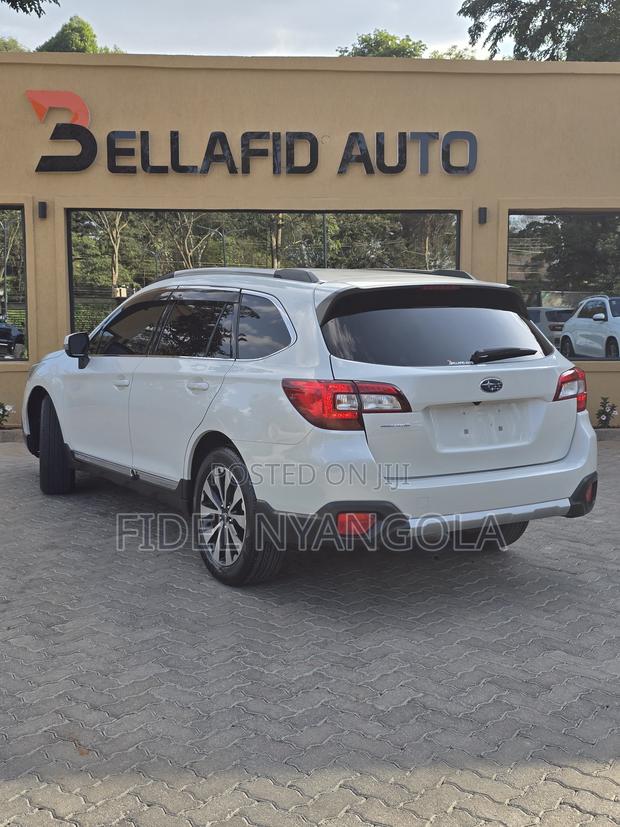 Subaru Outback 2.5i Limited 4dr Wagon AWD (2.5L 4cyl CVT) 2015 White