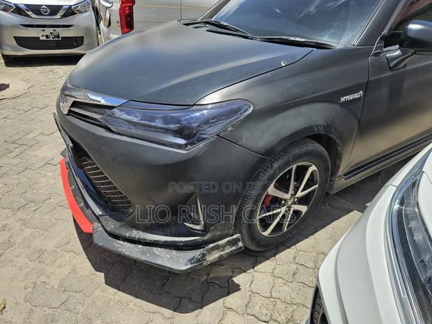 Toyota Corolla Fielder 2019 Black