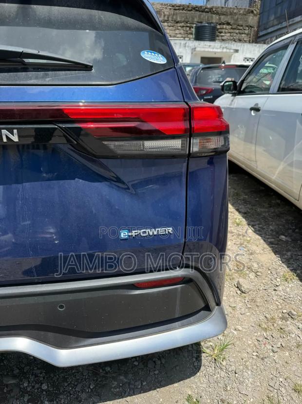 Nissan Note 1.2 Hybrid 2021 Blue