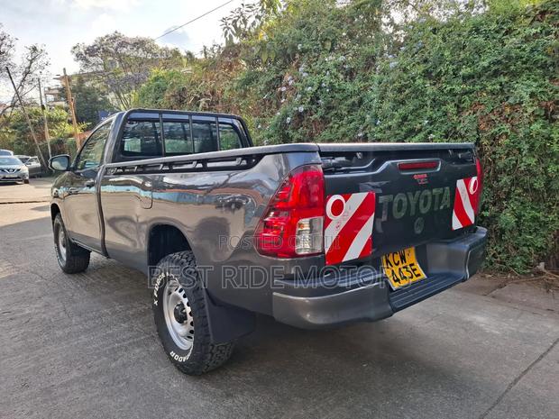 Toyota Hilux Revo Single Cab Deisel 2.4 RWD 2019 Gray