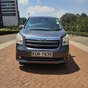 Toyota Noah 2010 Silver for sale
