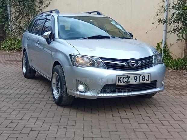 Toyota Corolla Fielder 1.5 Petrol FWD 2013 Silver