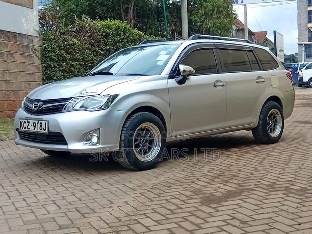 Toyota Corolla Fielder 1.5 Petrol FWD 2013 Silver