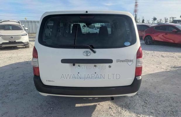 Toyota Probox 1.3 DX 2WD 2019 White