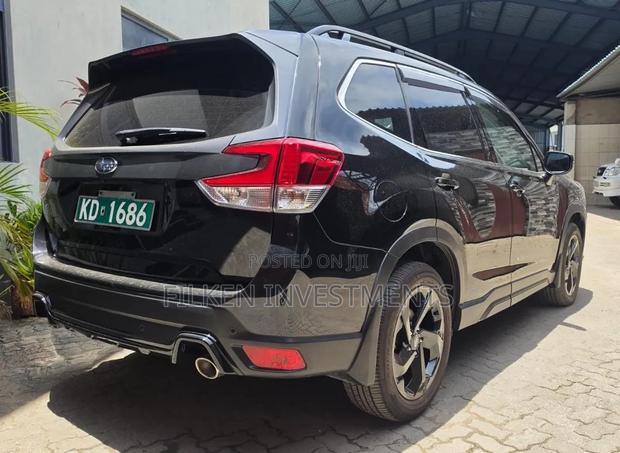 Subaru Forester Touring 2022 Black